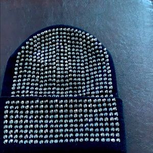 Blinged out beanie ❤️❤️
